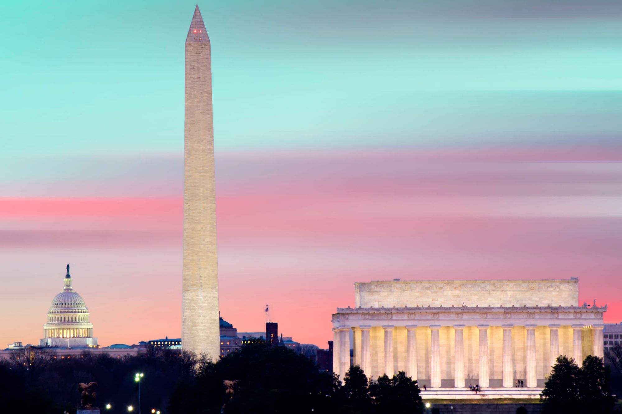 Washington DC skyline including Lincoln Memorial, Washington Monument, and The United States Capitol building.